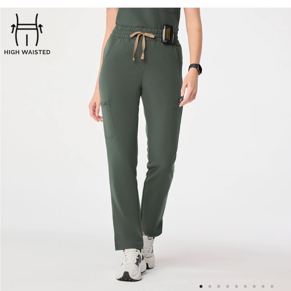 Figs Dowa High waisted Scrub Pants Moss color
